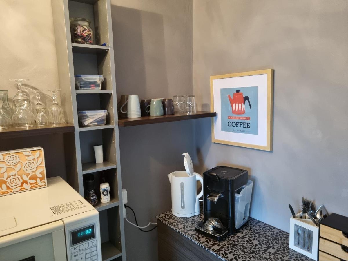 B&B Maaslandje Wijk en Aalburg Extérieur photo